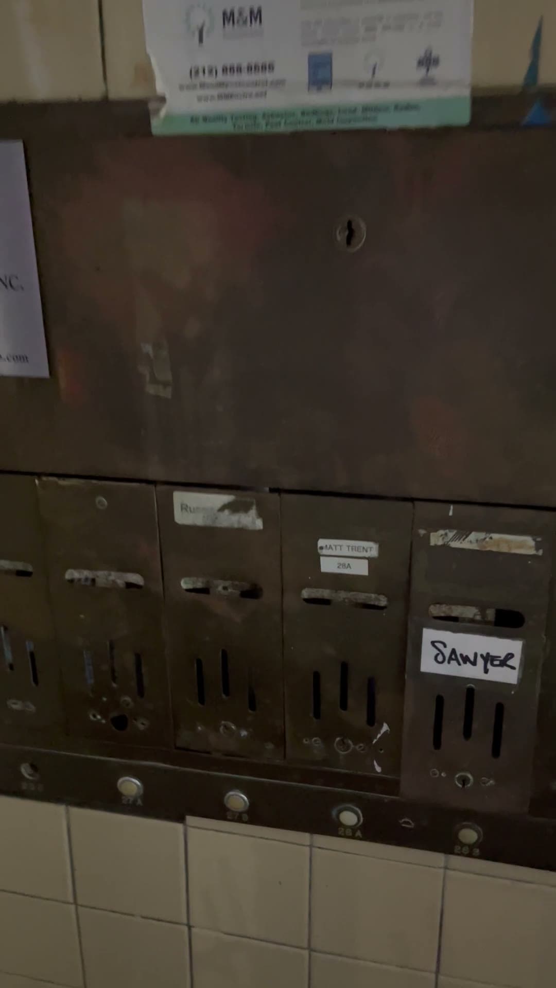 The broken mailbox at 18 Gay Street, February 2023
